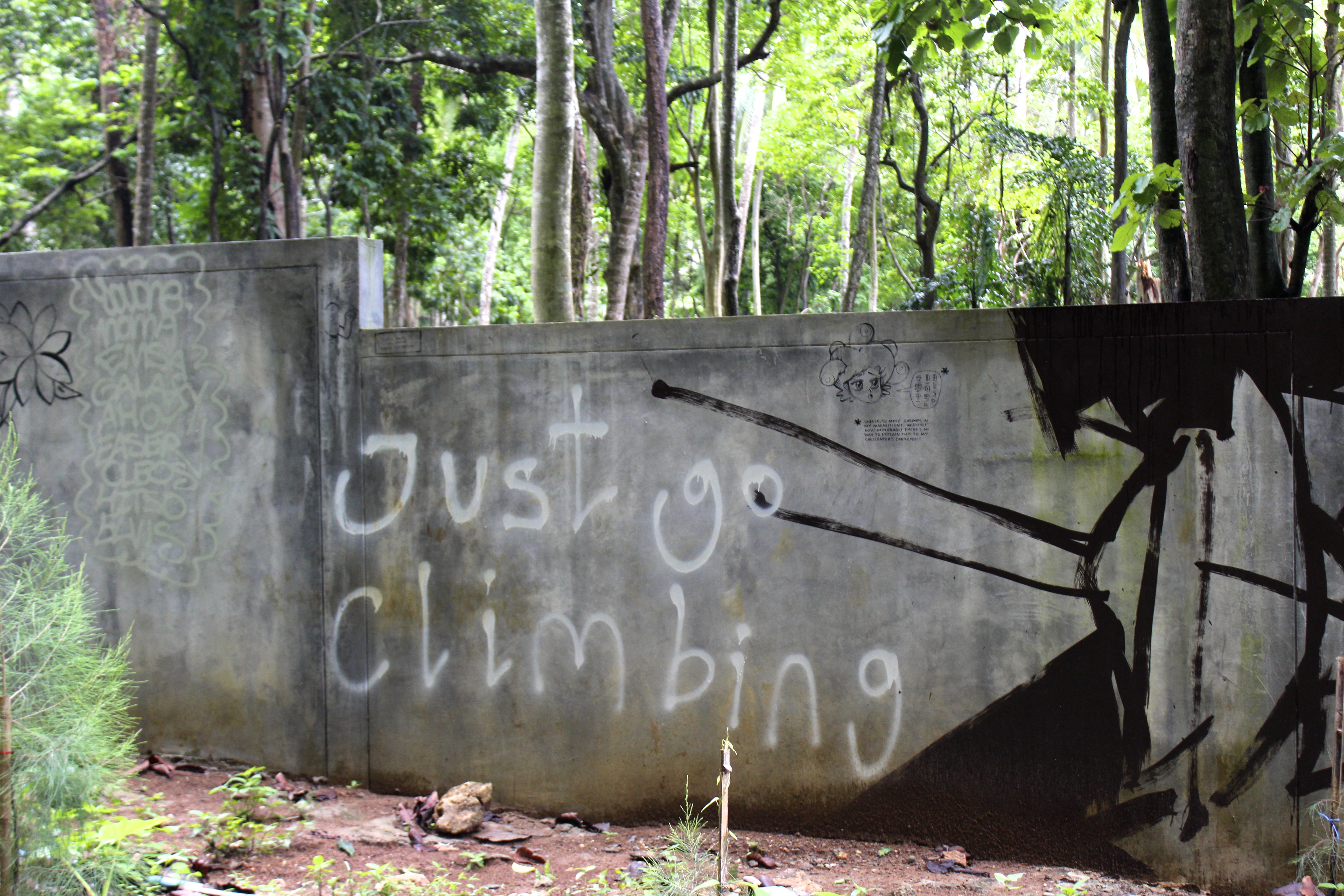 You can find inspirational quotes and sayings all along Tonsai's main road.