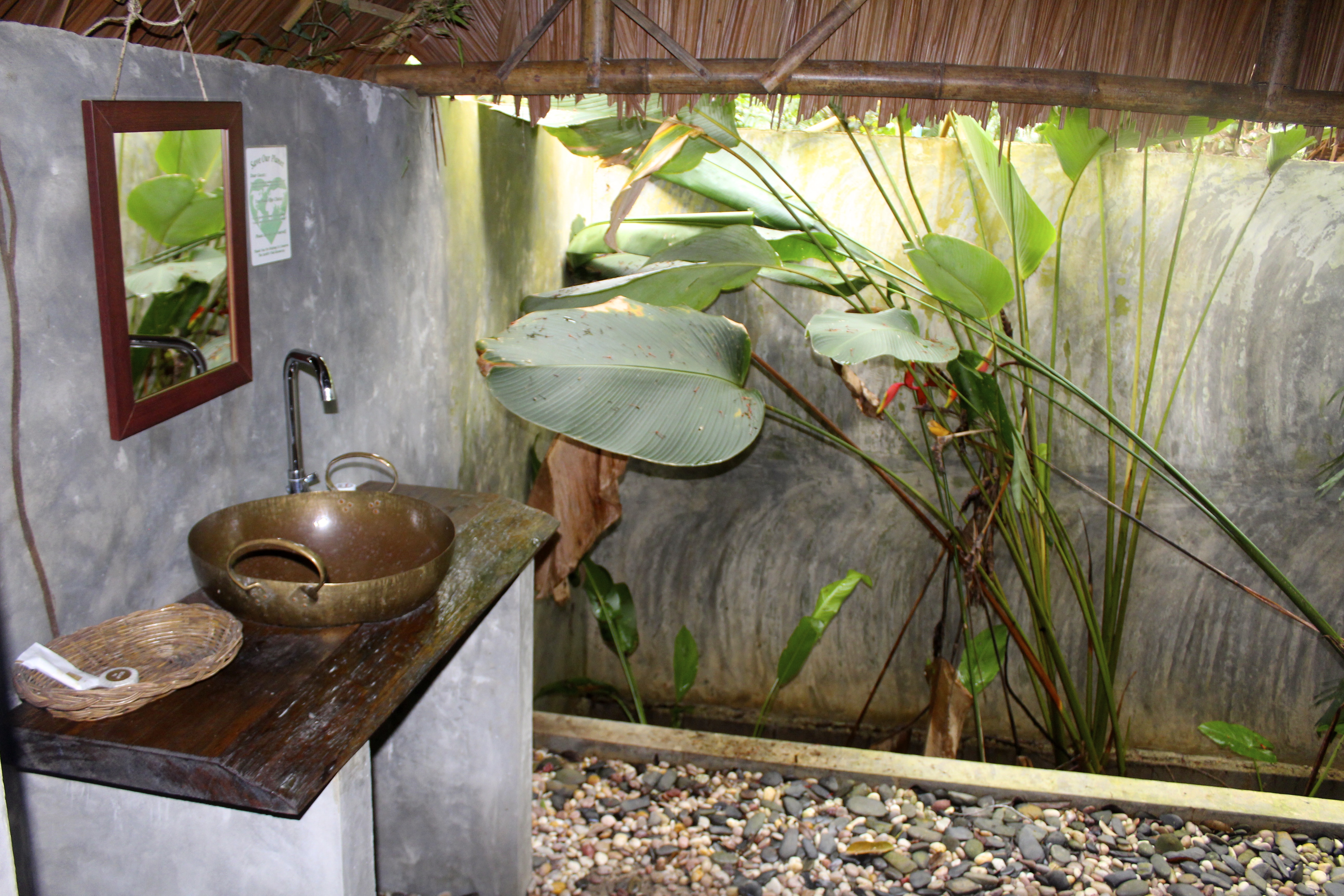 Jungle bathroom at Khao Sok Paradise Resort!