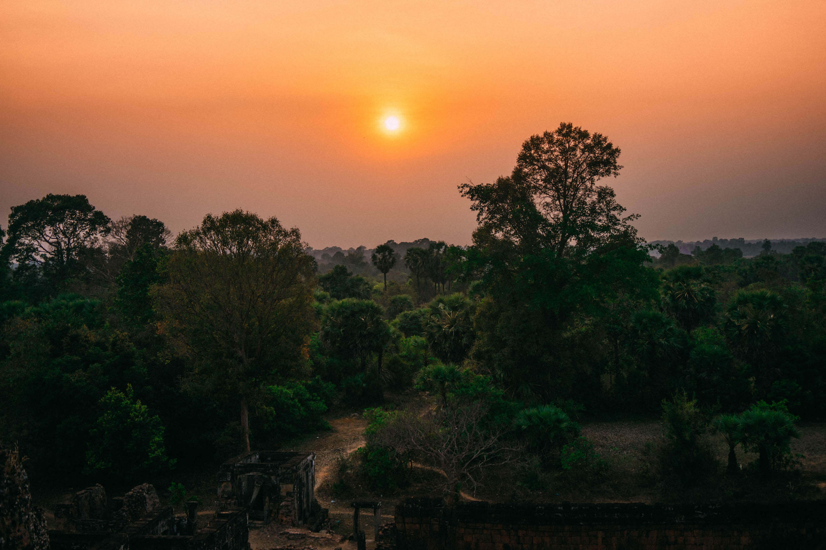 Siem Reap, Angkor Wat, What to do in Siem Reap, Siem Reap Guide, Cambodia, Best Photos of Angkor Wat, Angkor Wat in a day, Wanderluluu, Pre Rup, Pre Rup sunset temple