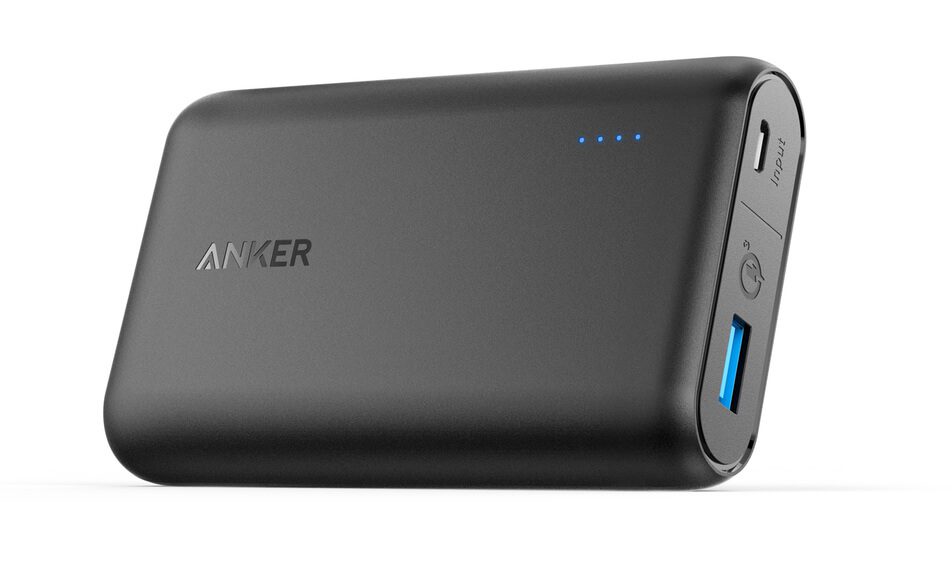 gifts for the female traveler, female traveler gift guide, female traveler gift ideas, anker power bank, lightweight external battery, best power bank for travel