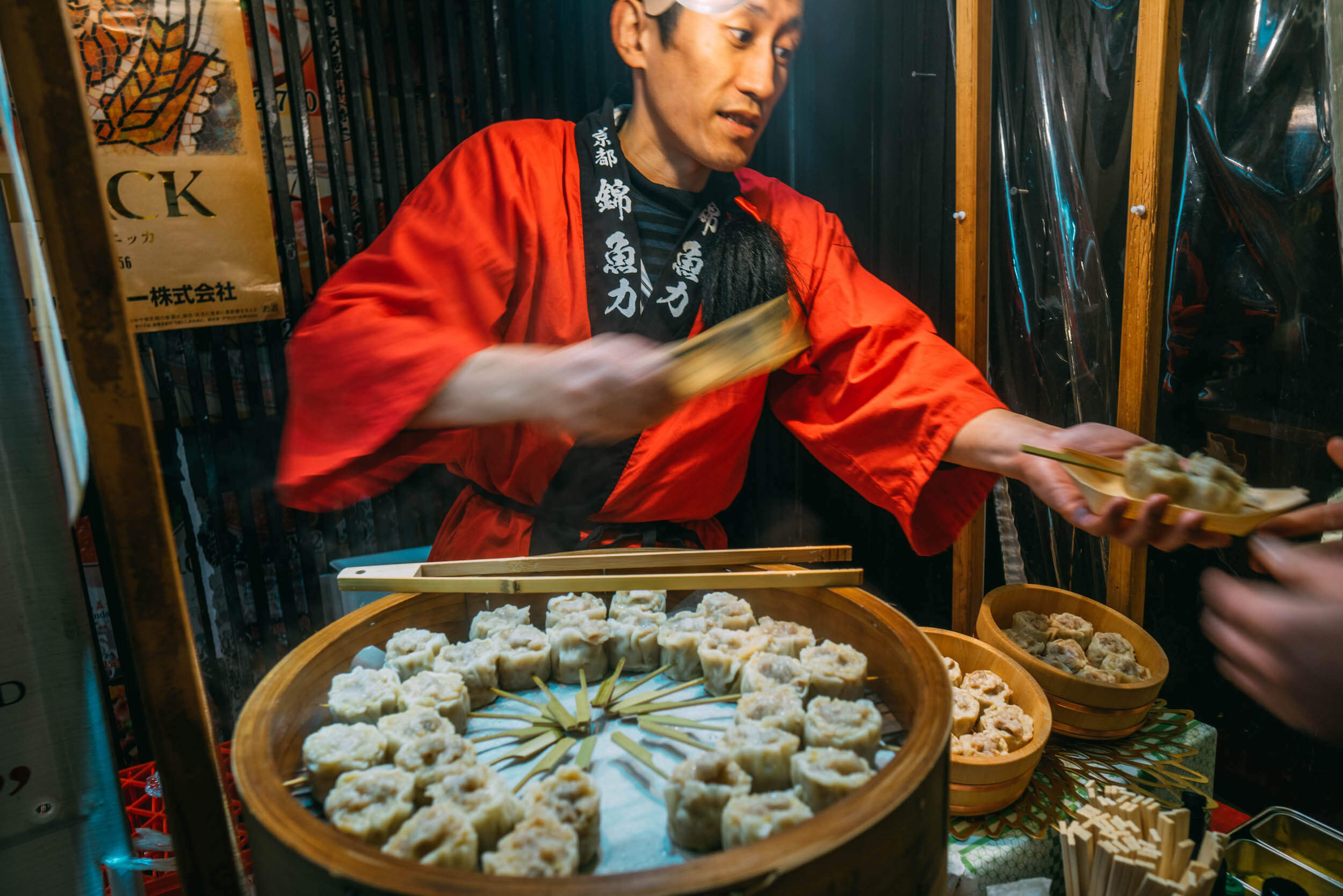 Wanderluluu Colombia Travel, Japan, Kyoto, 2 Day Itinerary Kyoto, Pontocho Alley, Geisha, Gion, Nishiki Food Market