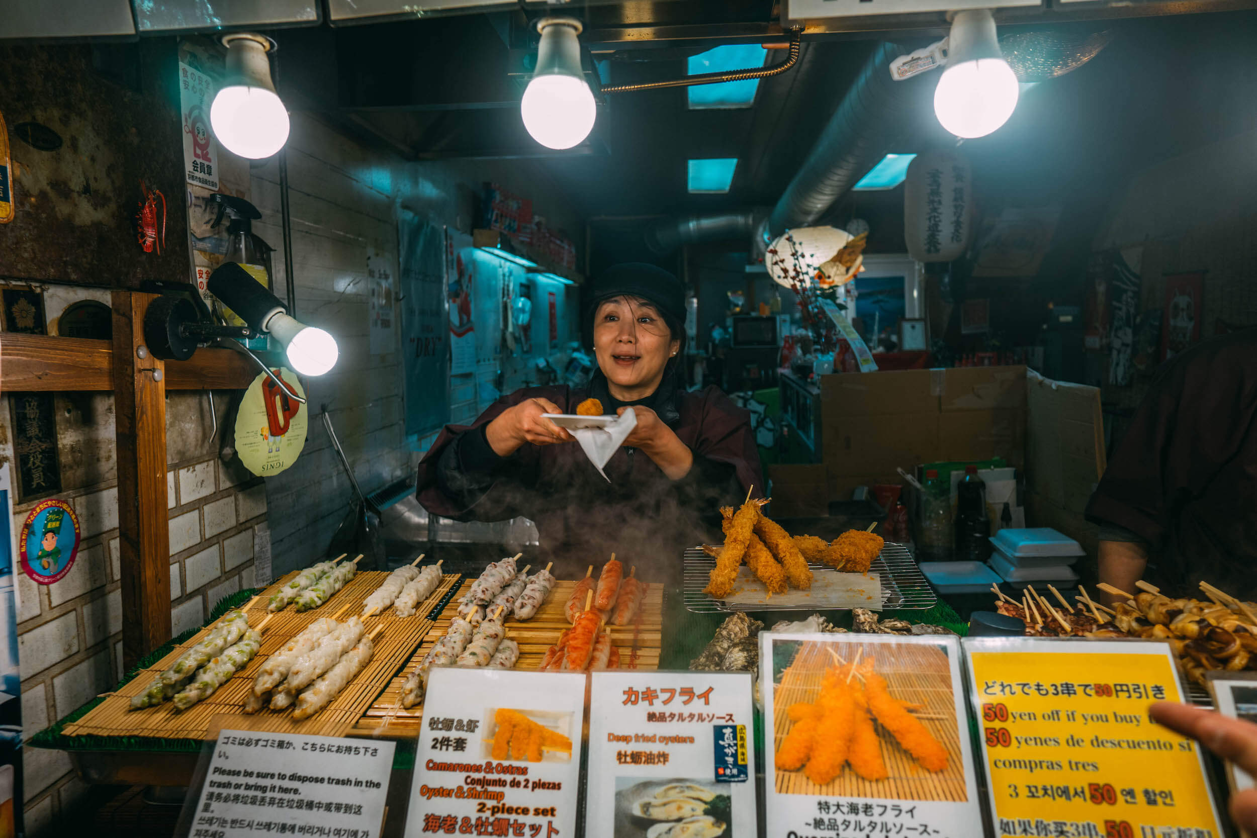 Wanderluluu Colombia Travel, Japan, Kyoto, 2 Day Itinerary Kyoto, Pontocho Alley, Geisha, Gion, Nishiki Food Market