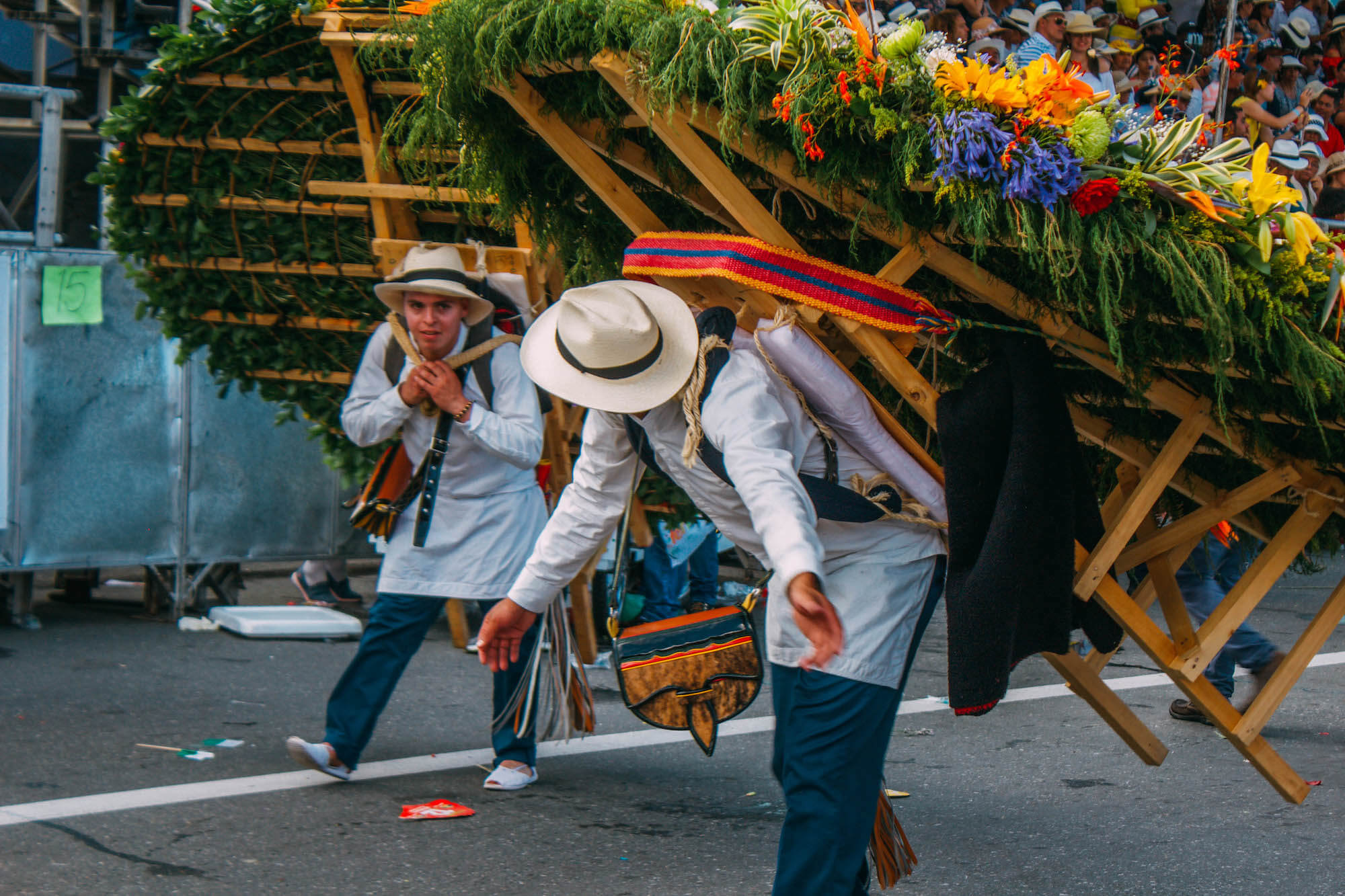 Feria de las flores medellin, Wanderluluu, Festival of flowers medellin, Medellin Colombia, Colombia flower festival, Colombia, Medellin, Best festivals in Colombia, when to visit Colombia