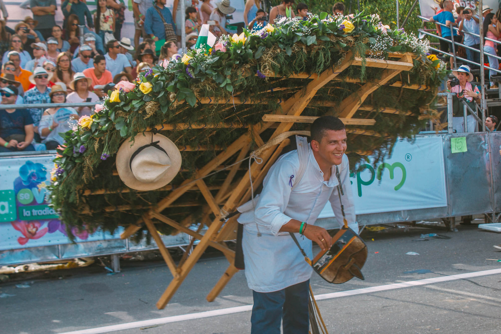 Feria de las flores medellin, Wanderluluu, Festival of flowers medellin, Medellin Colombia, Colombia flower festival, Colombia, Medellin, Best festivals in Colombia, when to visit Colombia