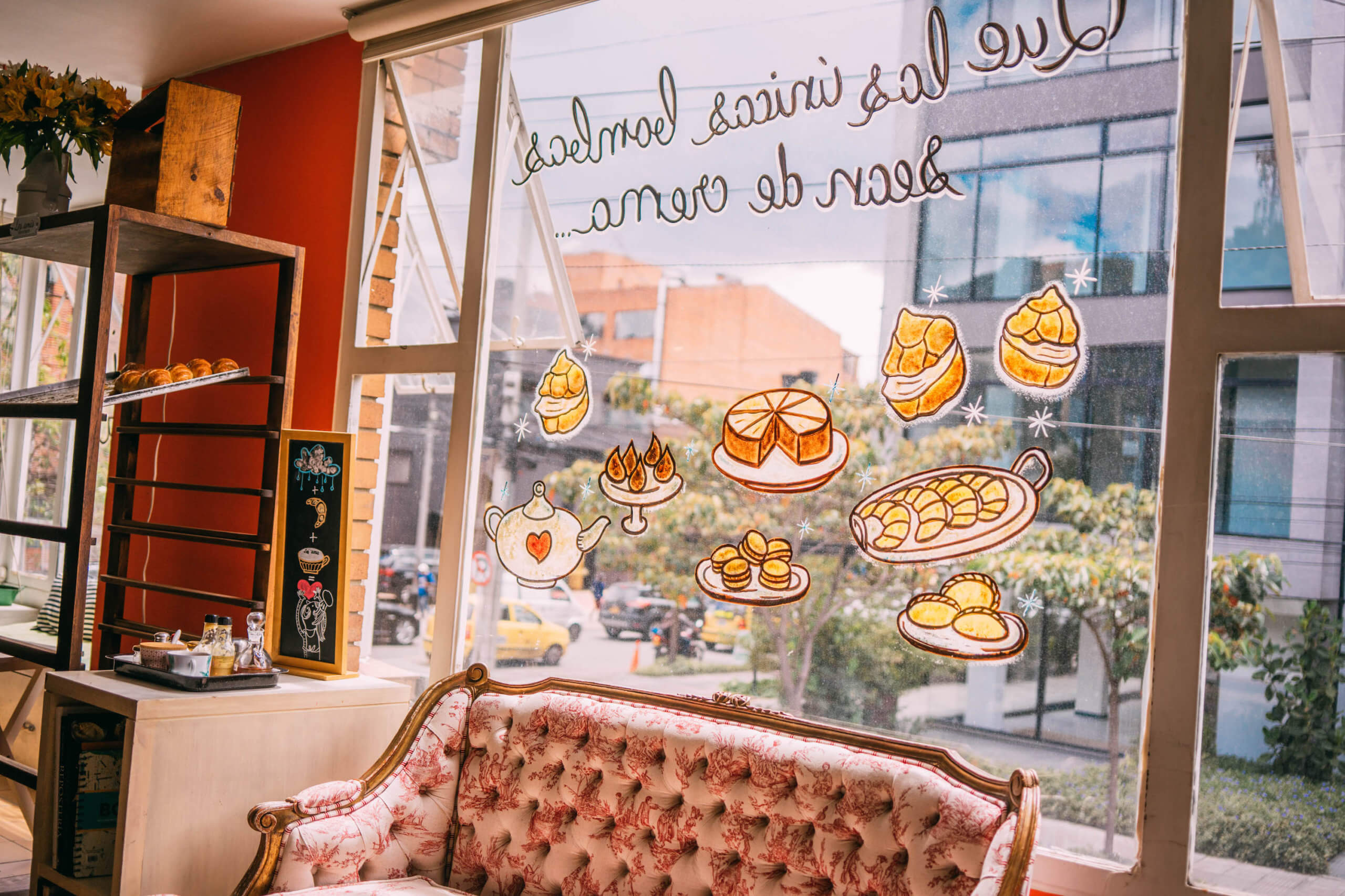 best cafes in Bogota colombia, cool cafes in Bogota, les amis cafe, wanderluluu