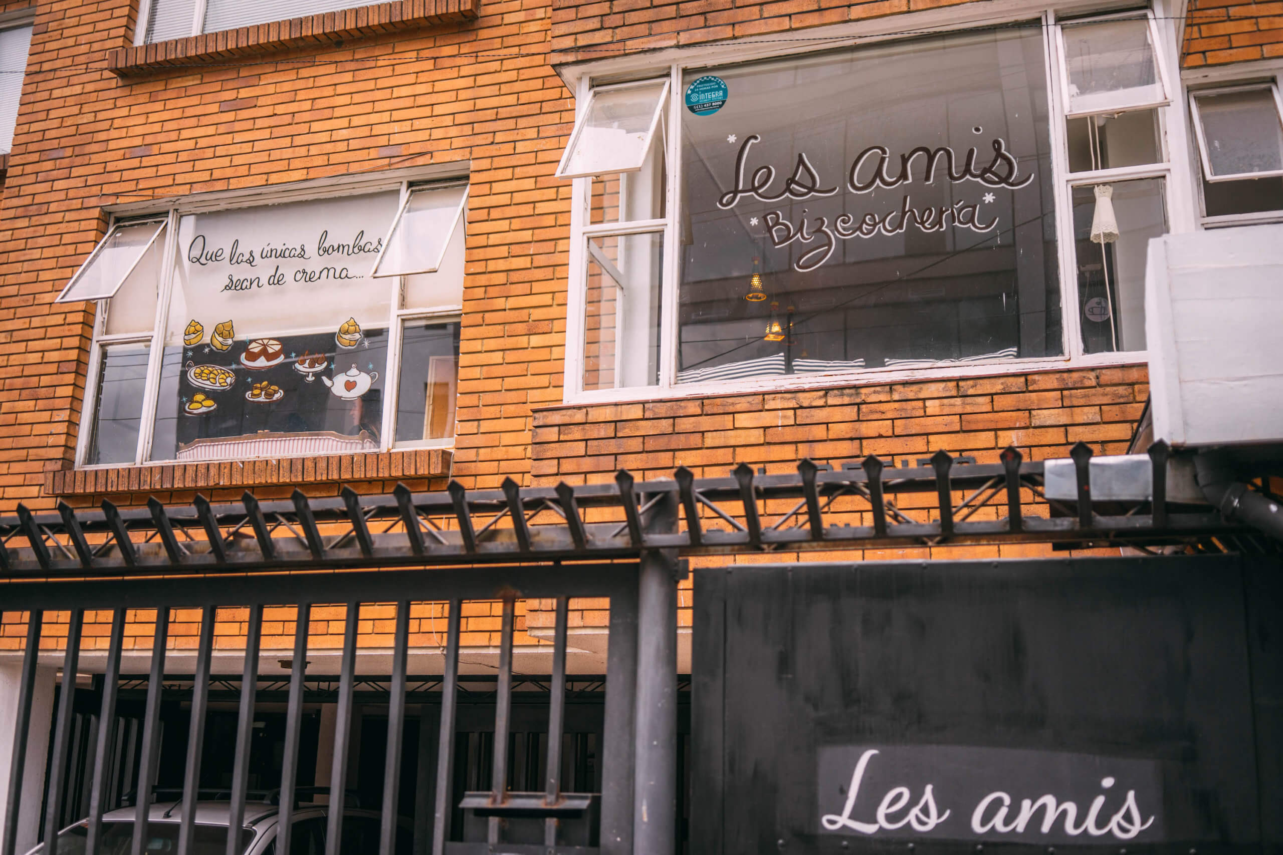 best cafes in Bogota colombia, cool cafes in Bogota, les amis cafe, wanderluluu