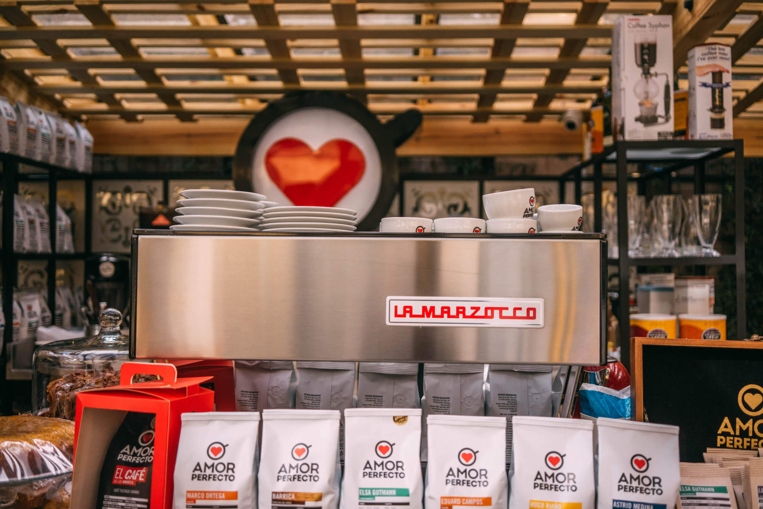 best cafes in Bogota colombia, cool cafes in Bogota, Amor Perfecto cafe, wanderluluu