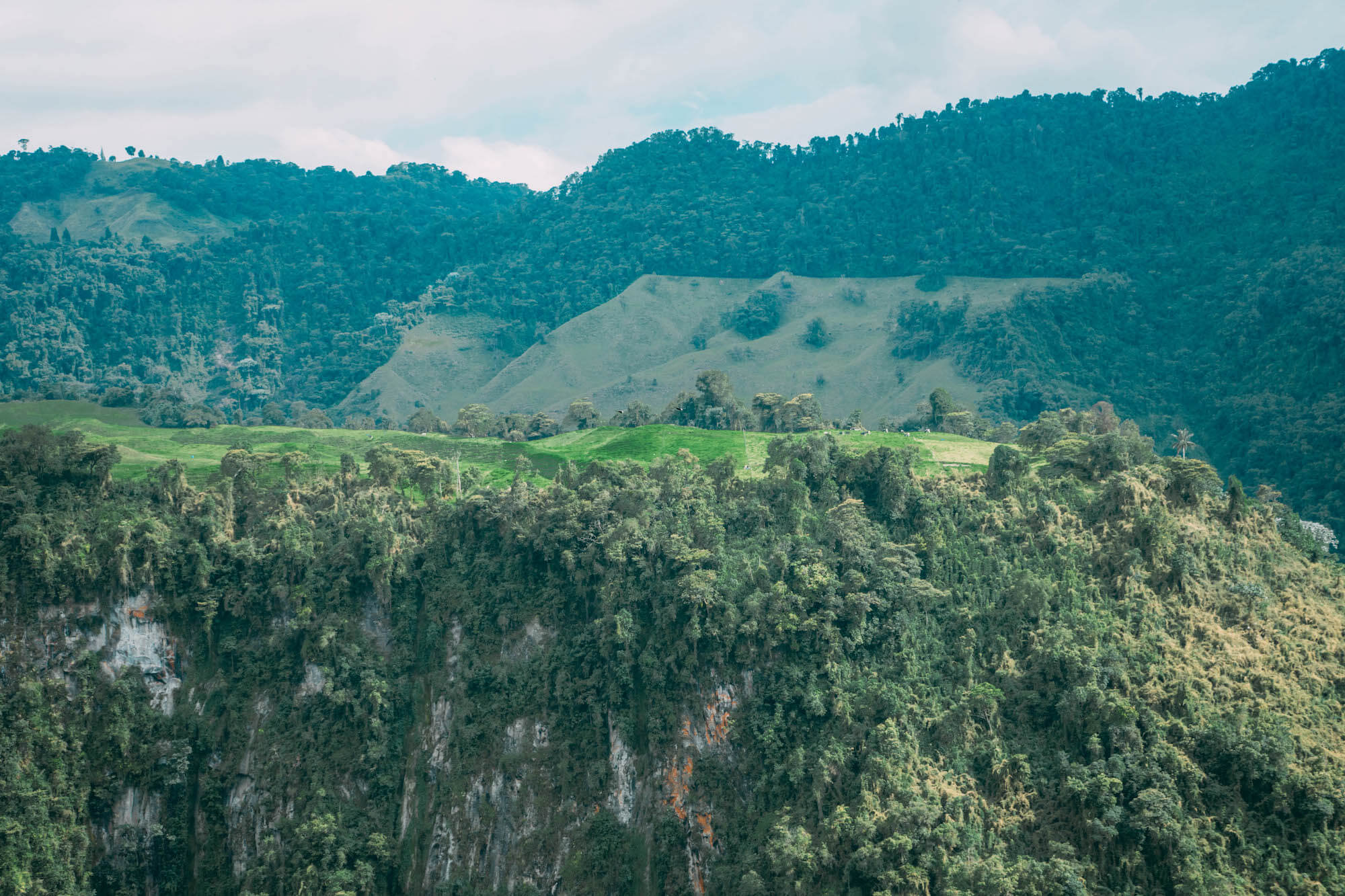 El Nido del Condor Ecolodge, Secretos de Colombia, where to stay in Manizales, unique places to stay in Colombia, wanderluluu