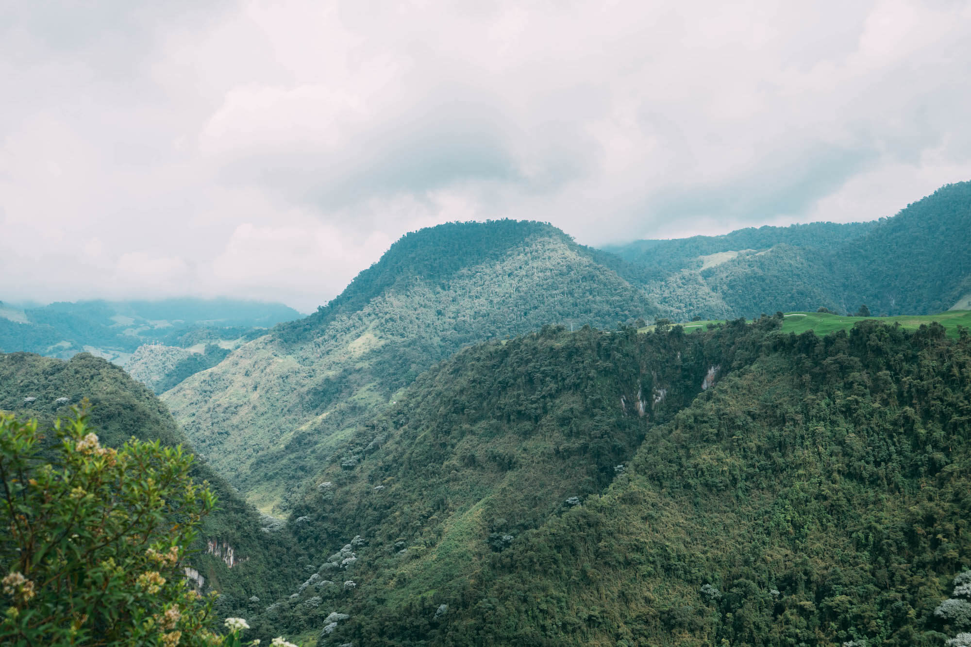 El Nido del Condor Ecolodge, Secretos de Colombia, where to stay in Manizales, unique places to stay in Colombia, wanderluluu